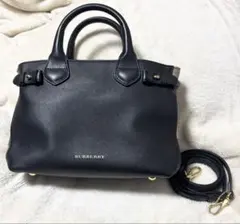美品❣️バーバリーBURBERRY バナーバッグ　スモール　ノバチェック黒ブラック