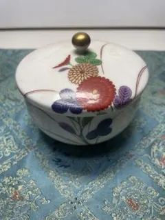 アンティーク　有田焼　香蘭社 蓋付き金花柄白磁器5個セット