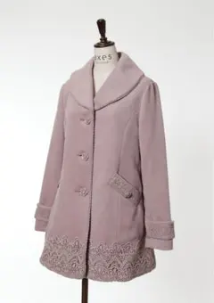 アクシーズファム‧✧̣̥̇‧薔薇ボタンコート