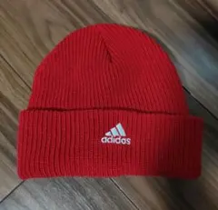 adidas　アディダス　ニット帽　赤