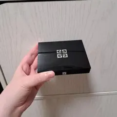 Givenchy アイシャドウパレットのサムネイル