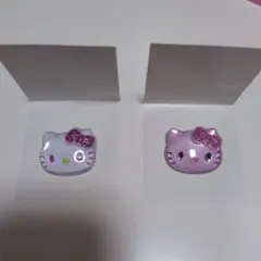 ハローキティ ぷっくりったいバッジ 2個セット