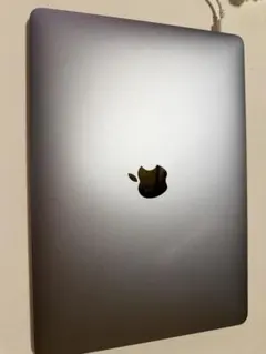 美品】MacBook Air 13インチ 2020 充放電81回 箱・充電器付 - メルカリ