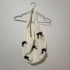 アイボリー 編み込みトートバッグ 黒リボン付き