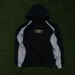 umbro パーカー