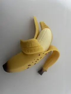 バナナ型食品保存容器 イエロー - メルカリ