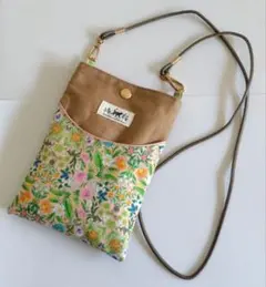 ハンドメイド♪ユキエモン生地使用＊大人可愛いスマホショルダーバッグ☆彡