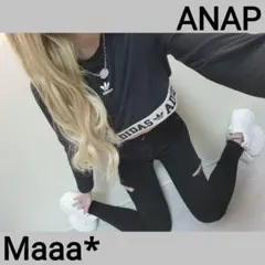 ANAP　サイドカット　裾カットオフ　即完売　大人気　スキニーデニム