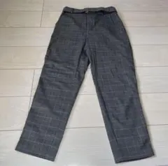 GU ベルト付き　テーパードパンツ　Sサイズ