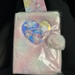 【最安値】サンリオ バインダー　トレカケース　カラフルポップモンスター　シール