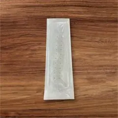 新品　耳ツボシール　チタン製18kコーティング　20粒　1シート