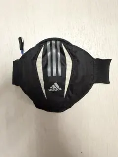adidas ジョギング用 アームポーチ