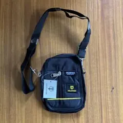 VOLUNTEER ショルダーバッグ 黒