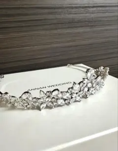 ANNAN WEDDING 横幅広めティアラ パール ダイヤモンド風 - メルカリ
