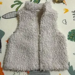 GU フワフワファーベスト 110㎝　美品
