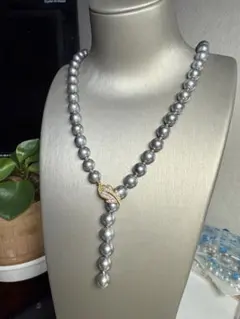 A 5243 ロングネックレス グレー　人工真珠イミテーション貝パールラリエット