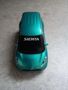 トヨタ SIENTA プルバックミニカーのサムネイル