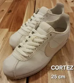 Nike Cortez ホワイト 25 cm