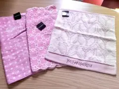 新品未使用　イヴサンローラン タオルハンカチ ピンク ハート ハンドタオル