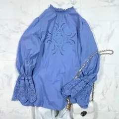 美品　シップス コットン刺繍キャンディースリーブブラウス　エンブロイダリー