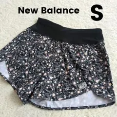 美品　New Balance ランニング　ショート　パンツ 花柄 ポケット付　Sのサムネイル