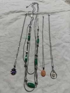 シルバーカラーヴィンテージネックレスまとめ4本