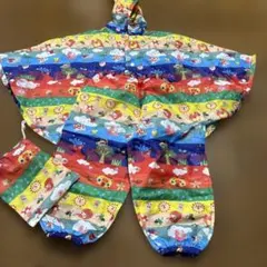カラフルな動物柄ベビーレインコート 100 着用少