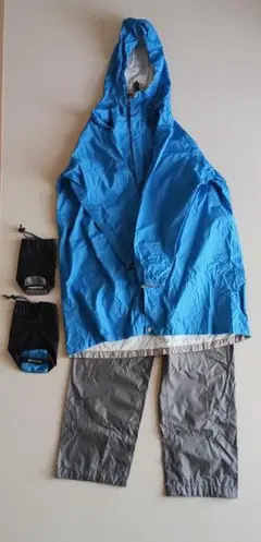 mont-bell 青 レインスーツ150 キッズ 上下セット150