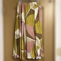 フレアロングスカート