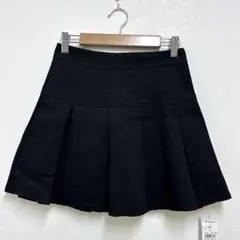 新品タグ付 黒 プリーツミニスカート スカパン インナーパンツ付 Sサイズのサムネイル