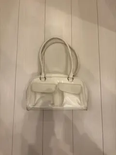 韓国風 ホワイト ハンドバッグ 2ポケット付き