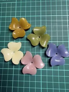 Item thumbnail for item 9244f87d-5a99-4165-be9f-d7baff225eac