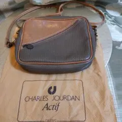 Item thumbnail for item f86a42db-b753-4438-9d65-f7f91ad65e42