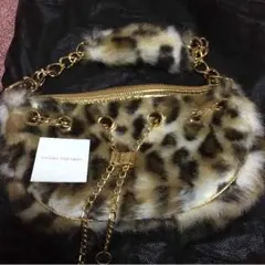 バイオレットハンガー  ファーバッグ(新品未使用)