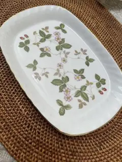 ウェッジウッド ワイルドストロベリー 長方形プレート