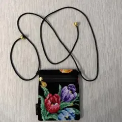 美品　ポシェット　ショルダーバッグ　花柄のサムネイル