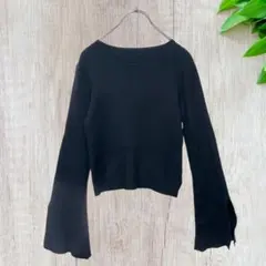 ☆グレイル (S) リブニット ショート丈 袖フレアスリット ブラック