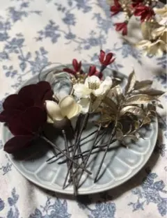 フラワーヘアピン セット 赤 白 金　卒業式　成人式