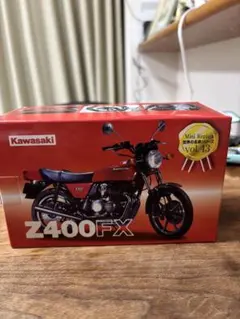 Kawasaki Z400FX ミニチュアモデル レッドバロンのサムネイル