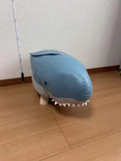 シャーク型スツール Shark Chair