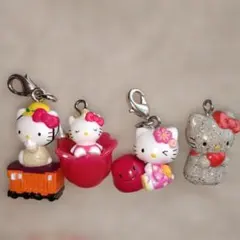 ハローキティ ファスナーマスコット4個セット