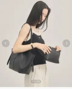 NEUNA ノットフェイクレザーバッグ ポーチ付のサムネイル