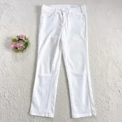 サムシング レディース 29×30 ホワイトデニムパンツ ロゴ革パッチのサムネイル