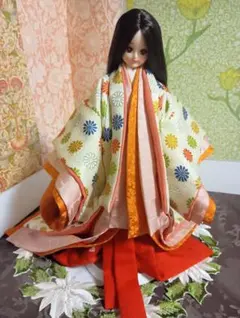 momoko アウトフィット