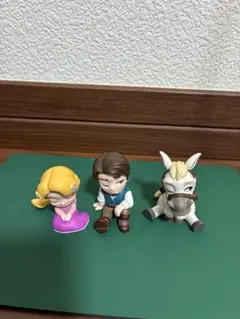 ラプンツェル 肩ズン　ディズニー　3体セット