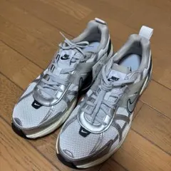 NIKE v2kラン