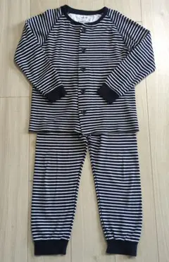 無印良品 パジャマ ネイビーとホワイト