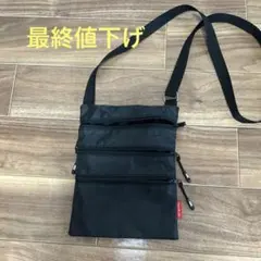 ブラック サコッシュバッグ 3ポケット
