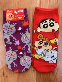 新品★ジャイアントダダンダン　クレヨンしんちゃん 靴下2足セット