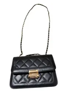 キルティング チェーンショルダーバッグ ブラック ゴールド金具 ミニバッグ